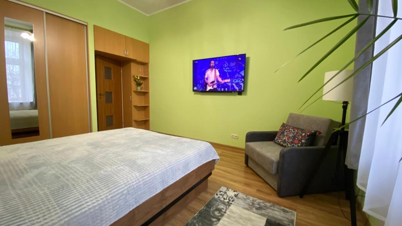 Lublinbnb - Exclusive Family Apartment ------ In The Heart Of Lublin -------------------------------- Bedroom & Living Room & Kitchen Exterior foto