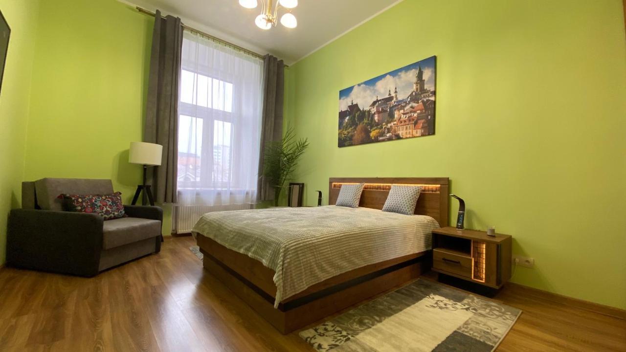 Lublinbnb - Exclusive Family Apartment ------ In The Heart Of Lublin -------------------------------- Bedroom & Living Room & Kitchen Exterior foto